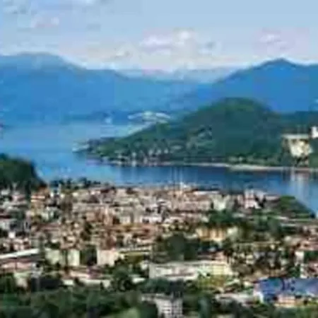 Appartement House By The Arona