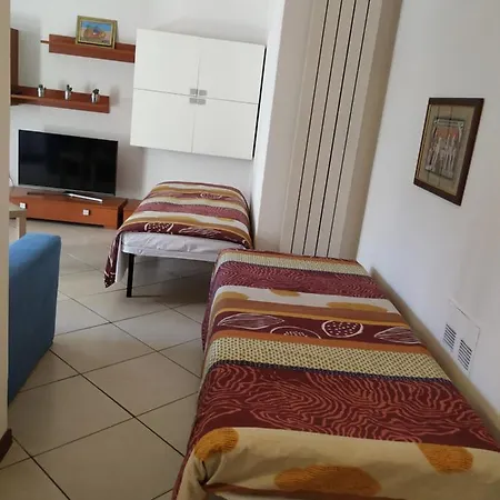 Appartement House By The Arona