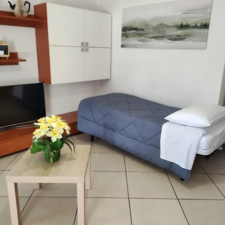 House By The Appartement