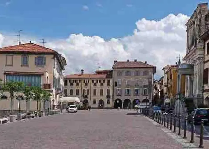 House By The Apartamento Arona