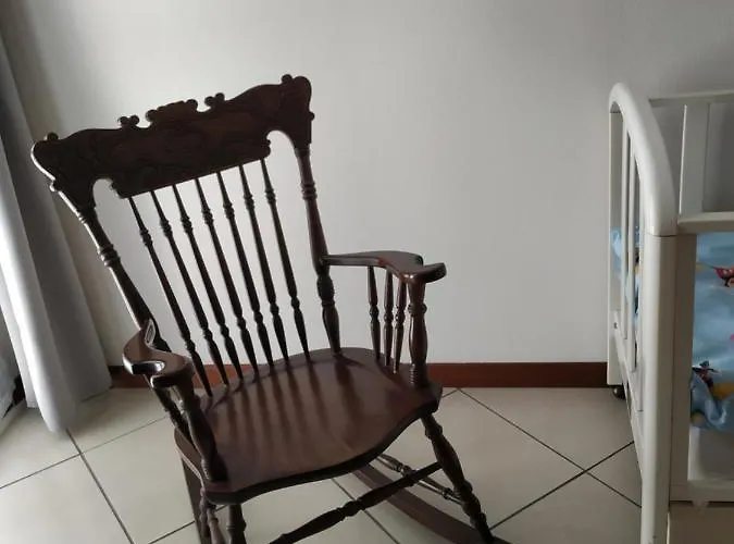 House By The Appartement